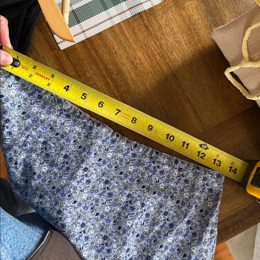 Faded Glory Blue Floral A-Line Skirt medium - Picture 6 of 6